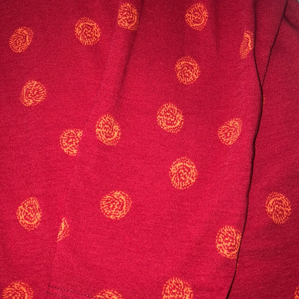 Lularoe Lynnae - Picture 2 of 3
